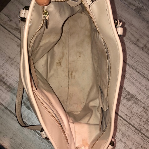 Neutral Coach handbag - Picture 3 of 7